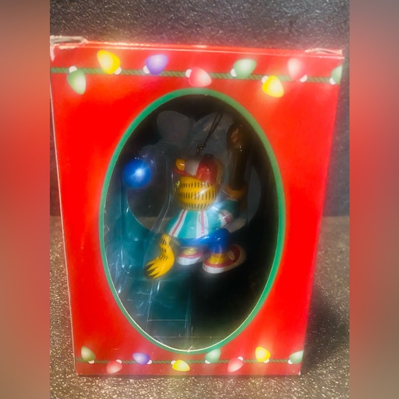 PAWS Garfield 's Trim-A-Tree Baseball Christmas Ornament - 1996 Vintage NEW - Picture 4 of 5